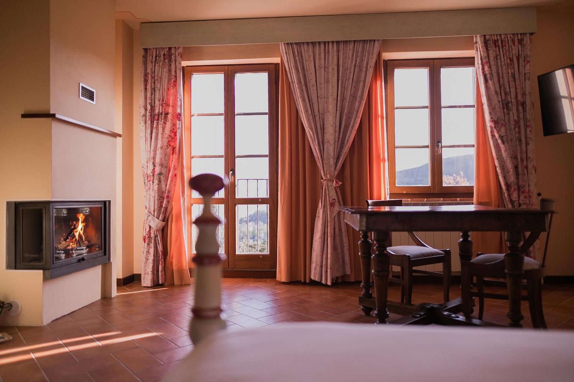 Casa di campagna Borgo I Tre Baroni - Spa Suites&resort Poppi