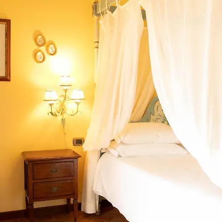 Borgo I Tre Baroni - Spa Suites & Resort Poppi Buitenkant foto