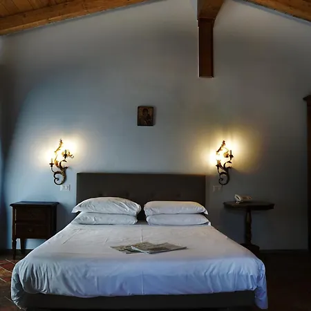 Borgo I Tre Baroni - Spa Suites & Resort Poppi Kamer foto