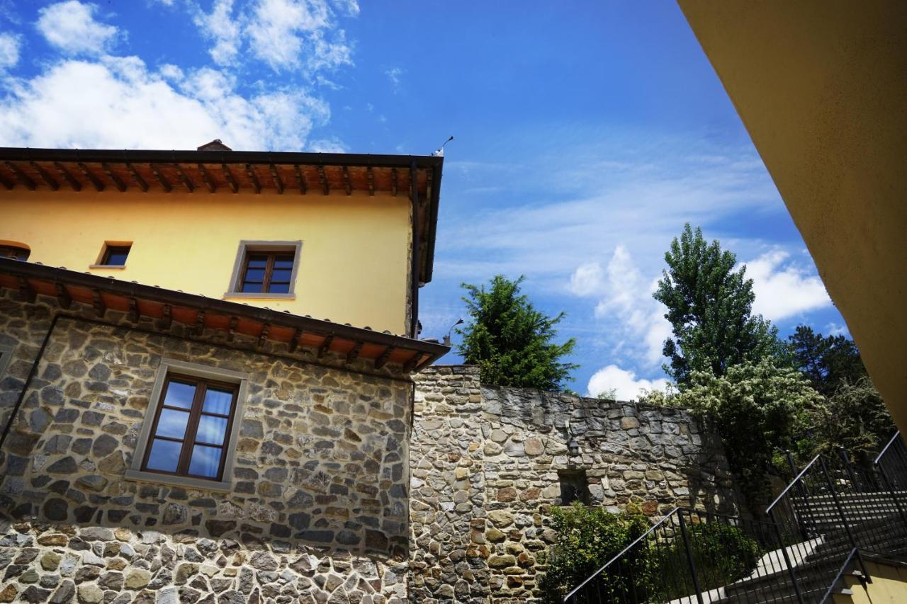 Borgo I Tre Baroni - & * Poppi