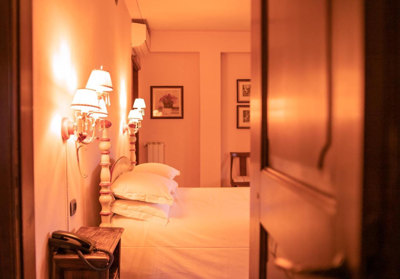 Borgo I Tre Baroni - Spa Suites & Resort * Poppi